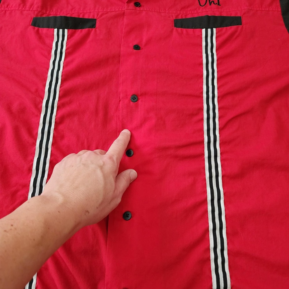 Hilton Bowling Hero Shirt Mens XL Red Black Retro Camp Button Front Back Graphic - Picture 10 of 10